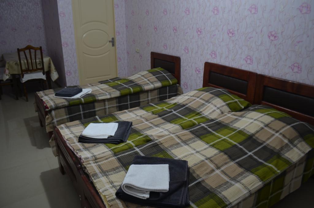 Alex'S Cosy Guesthouse Τυφλίδα Δωμάτιο φωτογραφία