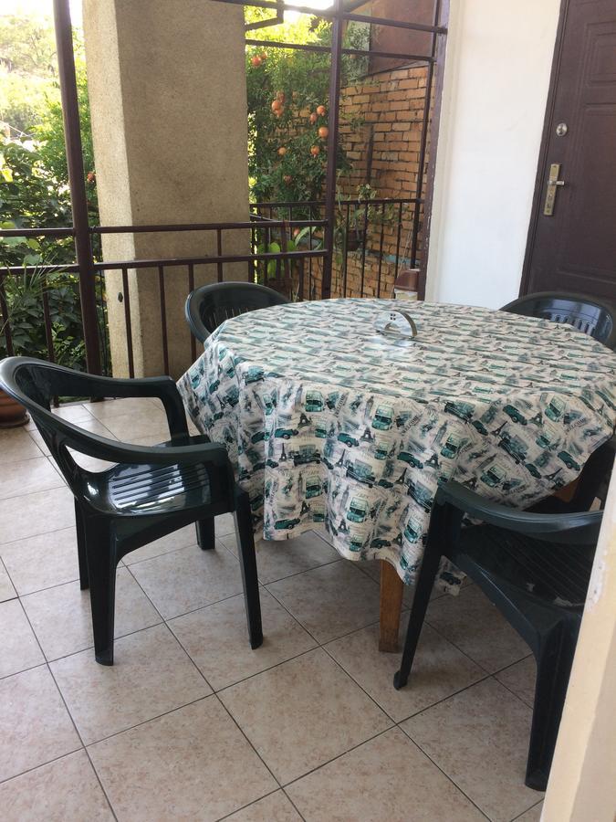 Alex'S Cosy Guesthouse Τυφλίδα Εξωτερικό φωτογραφία