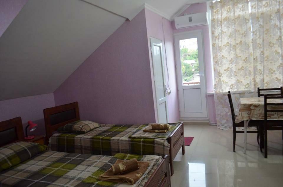 Alex'S Cosy Guesthouse Τυφλίδα Εξωτερικό φωτογραφία